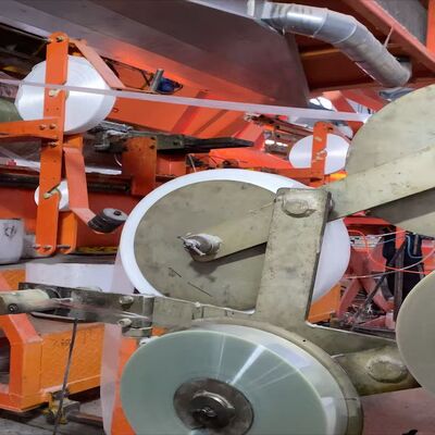 GRPパイプライン用透明色の厚さ25 Umポリエステル離型フィルム、継ぎ目や結び目、気泡がなく、脱型に最適